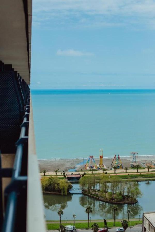 General Sea View Apartments In Orbi City Batumi Exterior foto